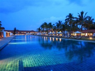 290153_120608193930073_std