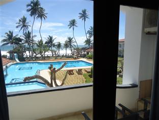 288936_111021141314495_std